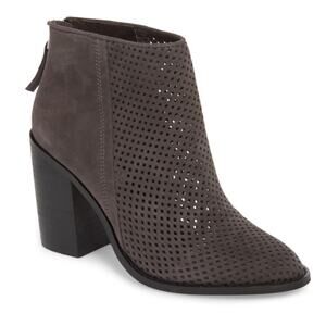 Steve Madden Rumble laser cut leather ankle booties grey 7